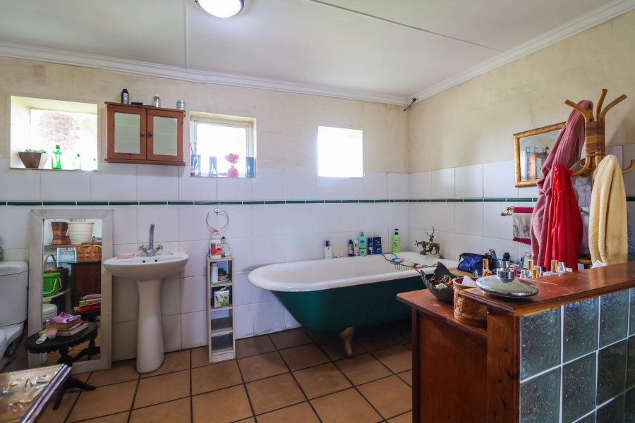 8 Bedroom Property for Sale in Mossel Bay Rural Western Cape